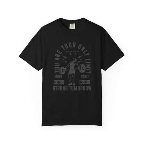 Sore Today Strong Tomorrow Fitness Graphic Weightlifting T-Shirt