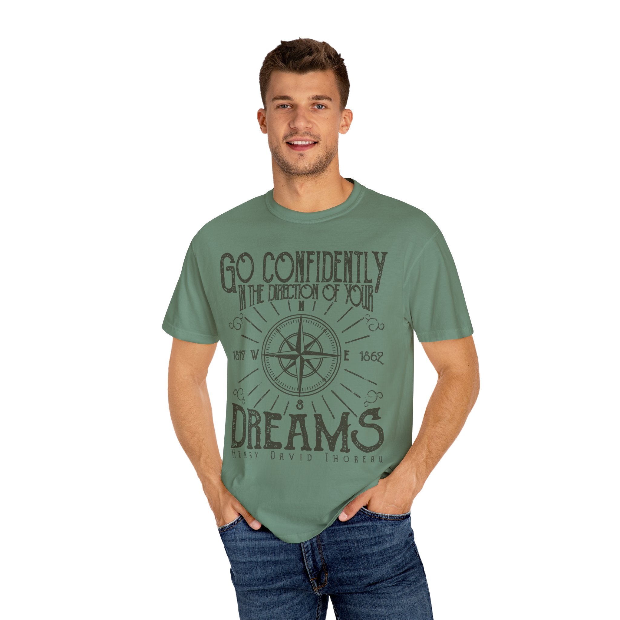 Go Confidently Dreams Henry David Thoreau Design T-Shirt - Sinful Threads