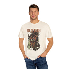 Retro Old Tech Post Of The End Robot Illustration T-Shirt
