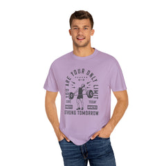 Sore Today Strong Tomorrow Fitness Graphic Weightlifting T-Shirt