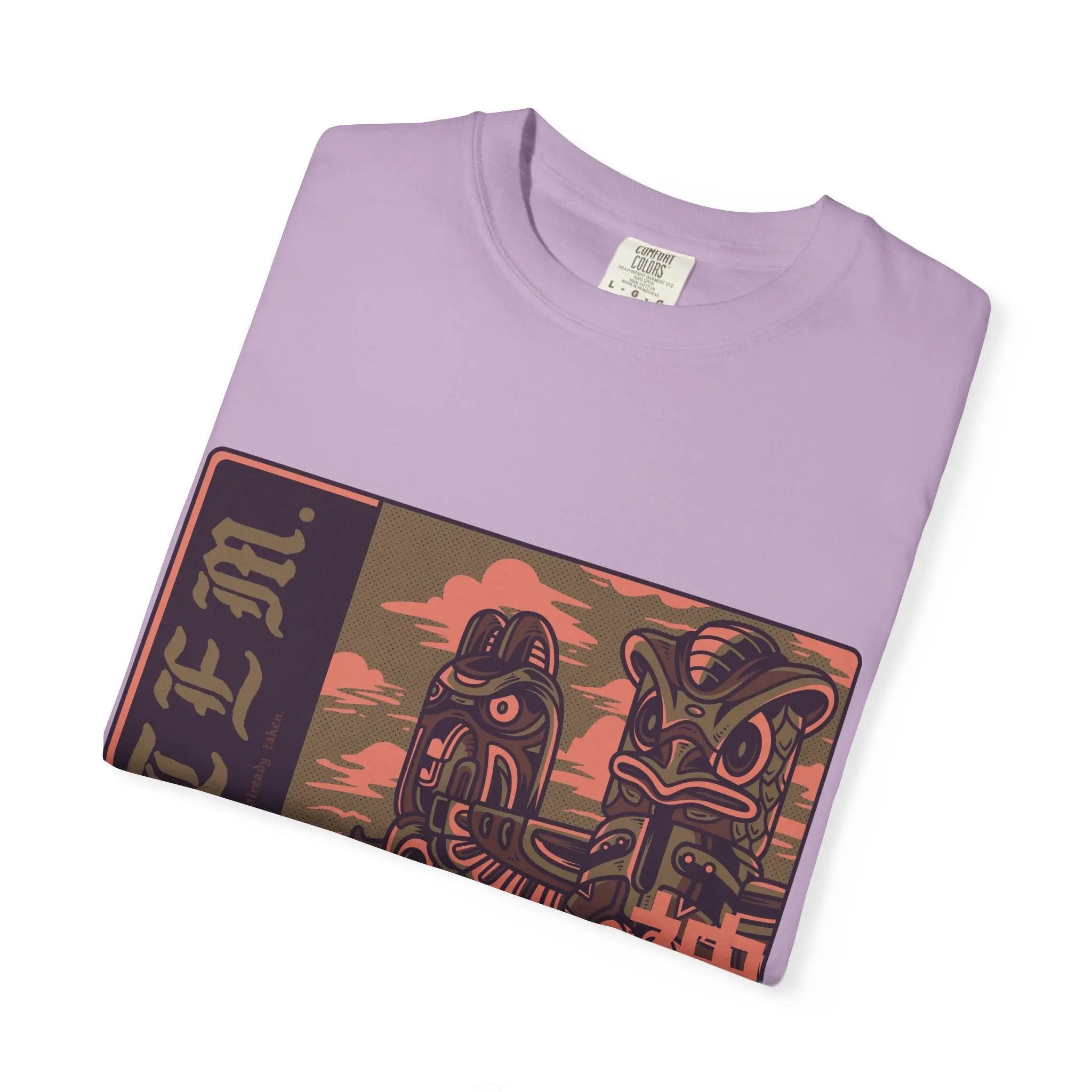 Totem Be Yourself Oscar Wilde Quote Design T-Shirt - Sinful Threads