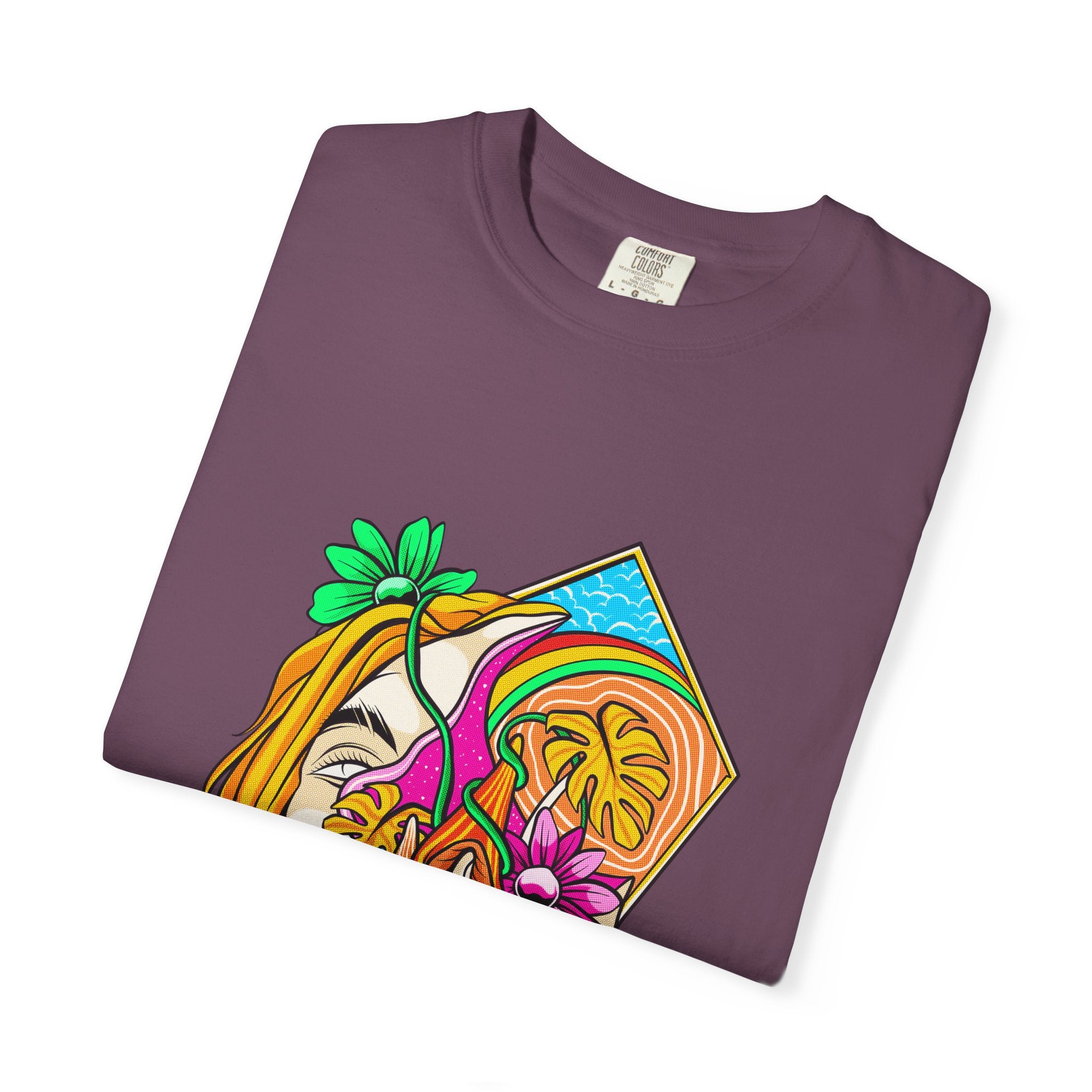 Surreal Art Shirt - Trippy Woman Tee - Best Psychedelic Gift - Sinful Threads