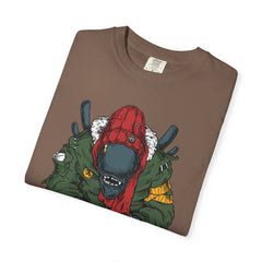 Alien Hugs Funny Shirt - Facehugger Sci-Fi Comedy Tee