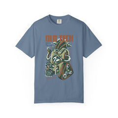 Vintage Robot Post Of The End Futuristic Style T-Shirt