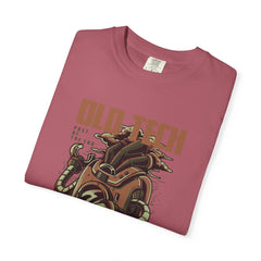 Retro Old Tech Post Of The End Robot Illustration T-Shirt