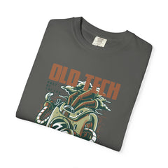 Vintage Robot Post Of The End Futuristic Style T-Shirt