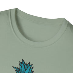 Bold Pineapple Print Tee - Summer Vibes Tropical Graphic