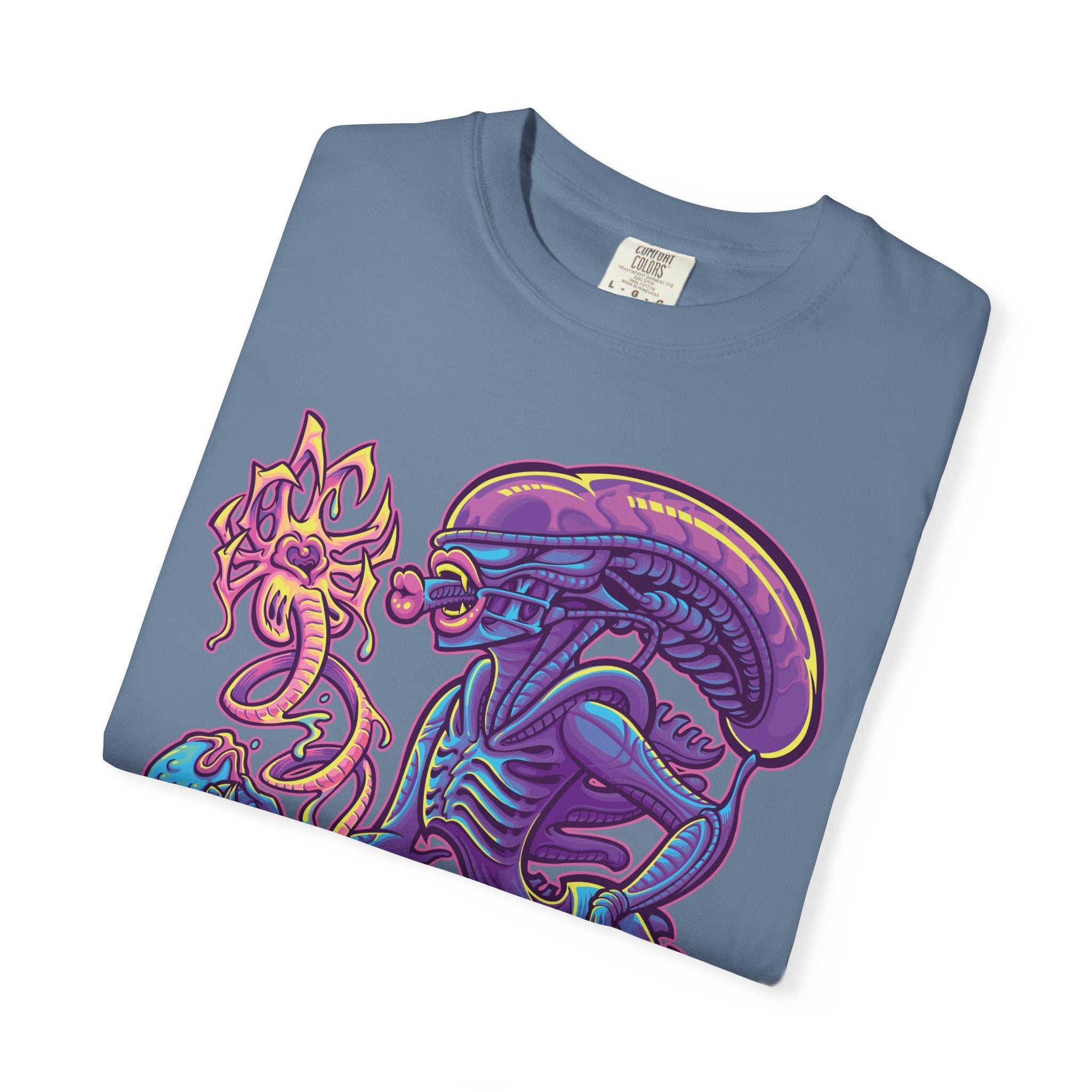 Sexy Alien Queen Parody Shirt - Sci-Fi Horror Comedy Tee - Sinful Threads