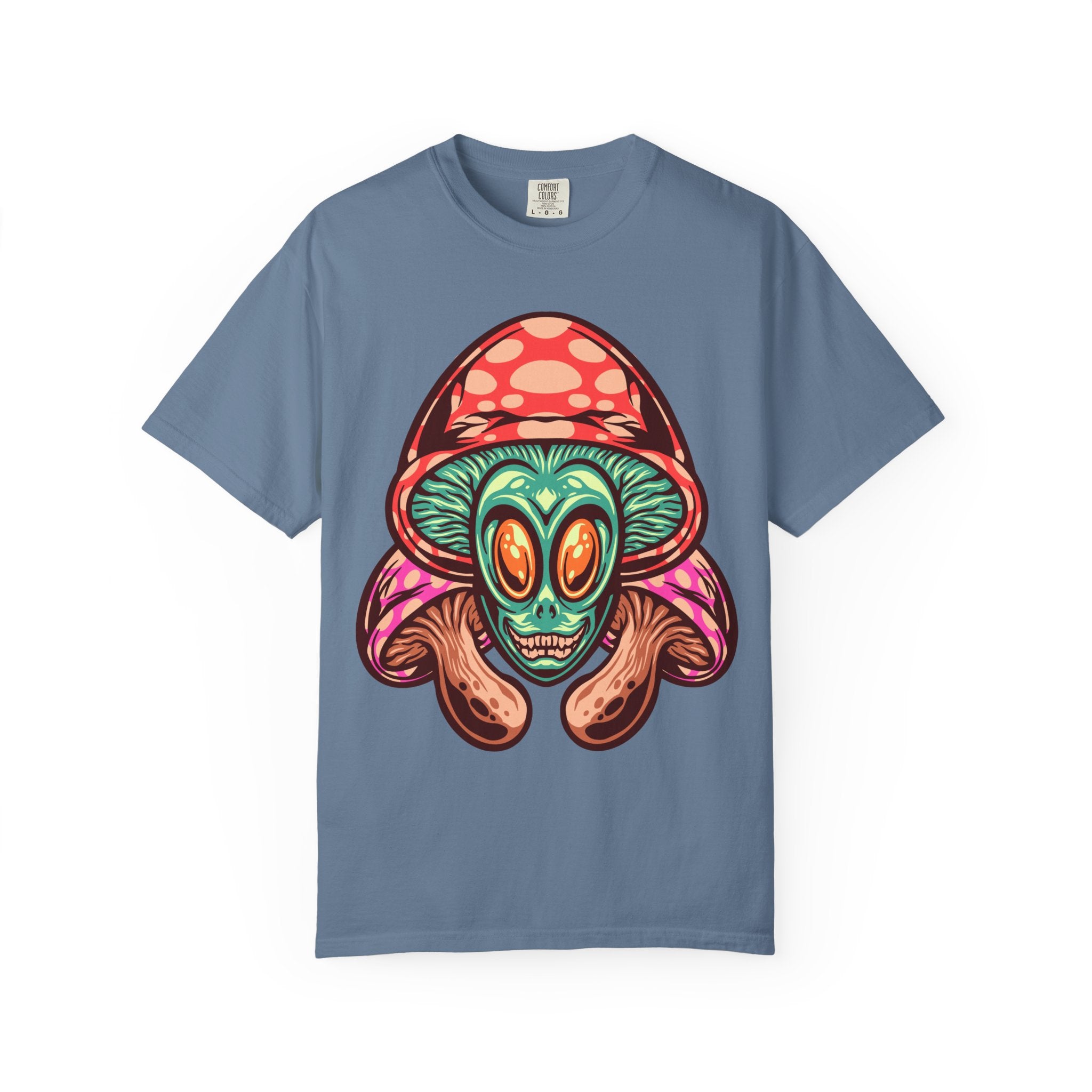 Psychedelic Graphic Tee - Trippy Mushroom Tee - Alien Art Gift - Sinful Threads