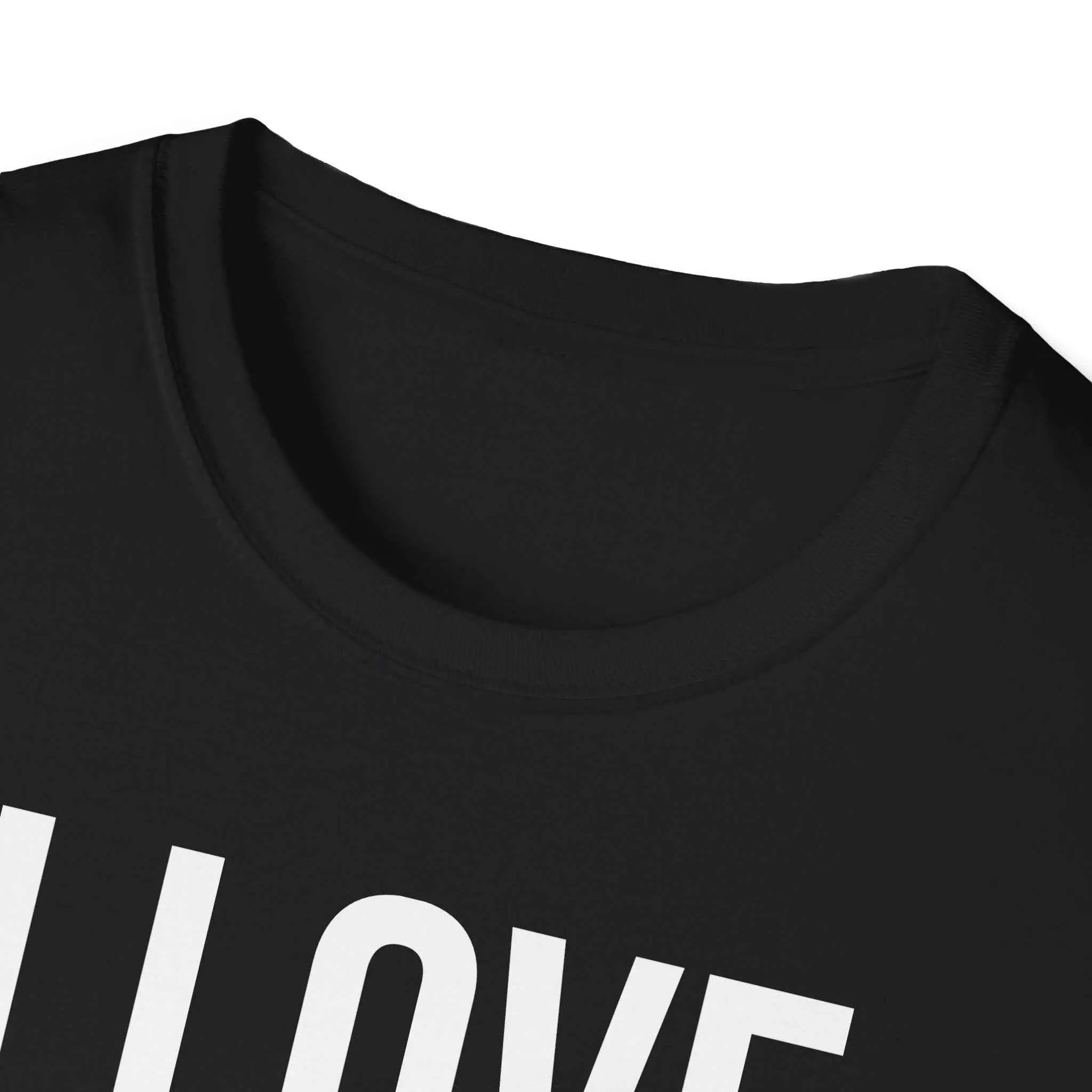 Relationship Humor Shirt - I Love Toxic Girls Dating Tee