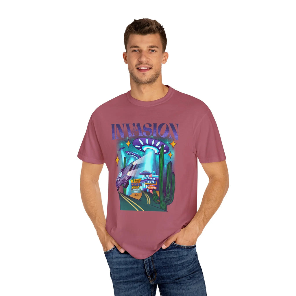 Alien Abduction Shirt – Desert Motel UFO Tee Retro Sci-Fi - Sinful Threads