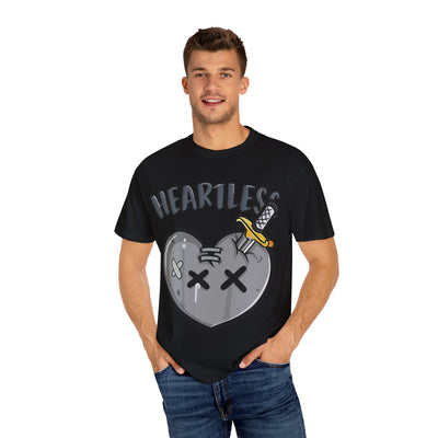 Heartless Grunge Tee – Broken Heart Shirt for Emo Aesthetic - Sinful Threads