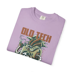 Vintage Robot Post Of The End Futuristic Style T-Shirt