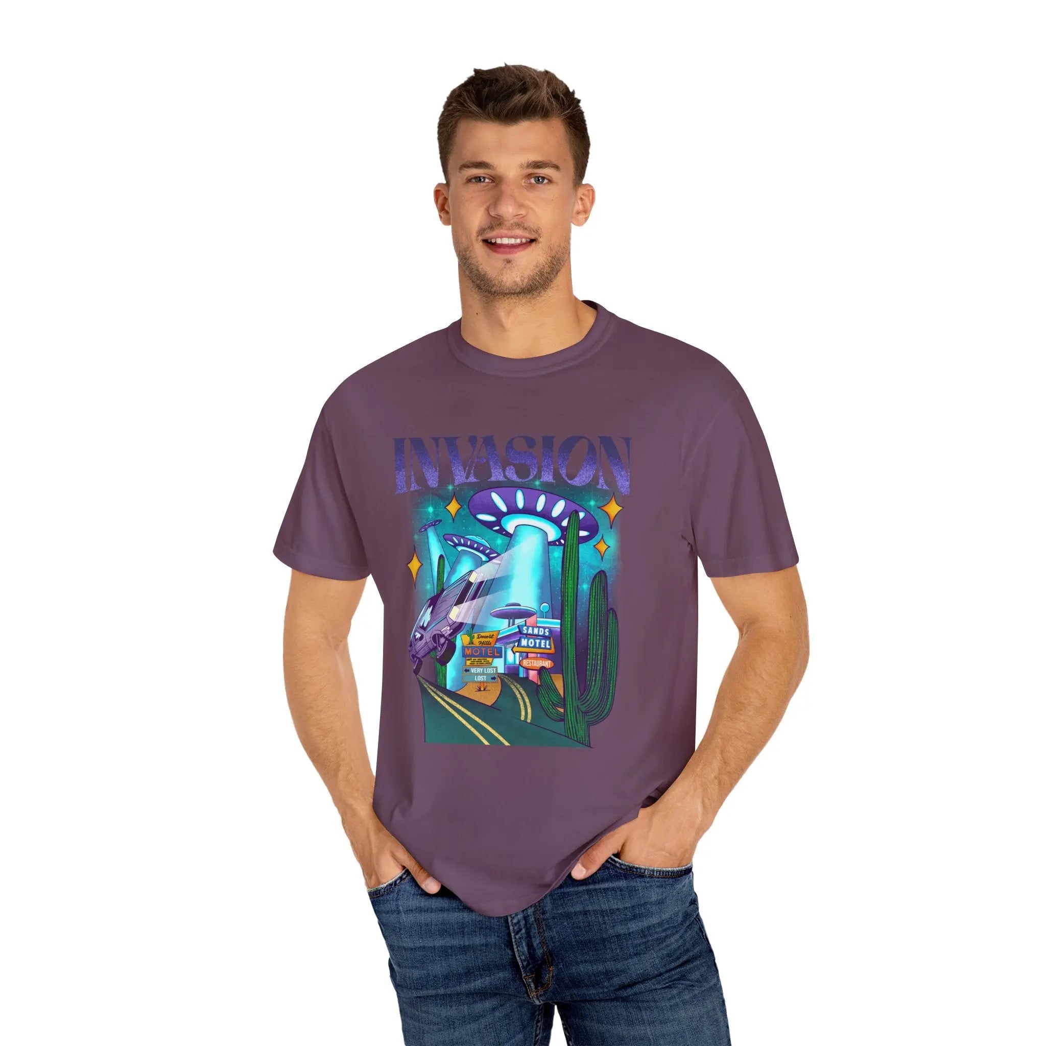 Alien Abduction Shirt – Desert Motel UFO Tee Retro Sci-Fi - Sinful Threads