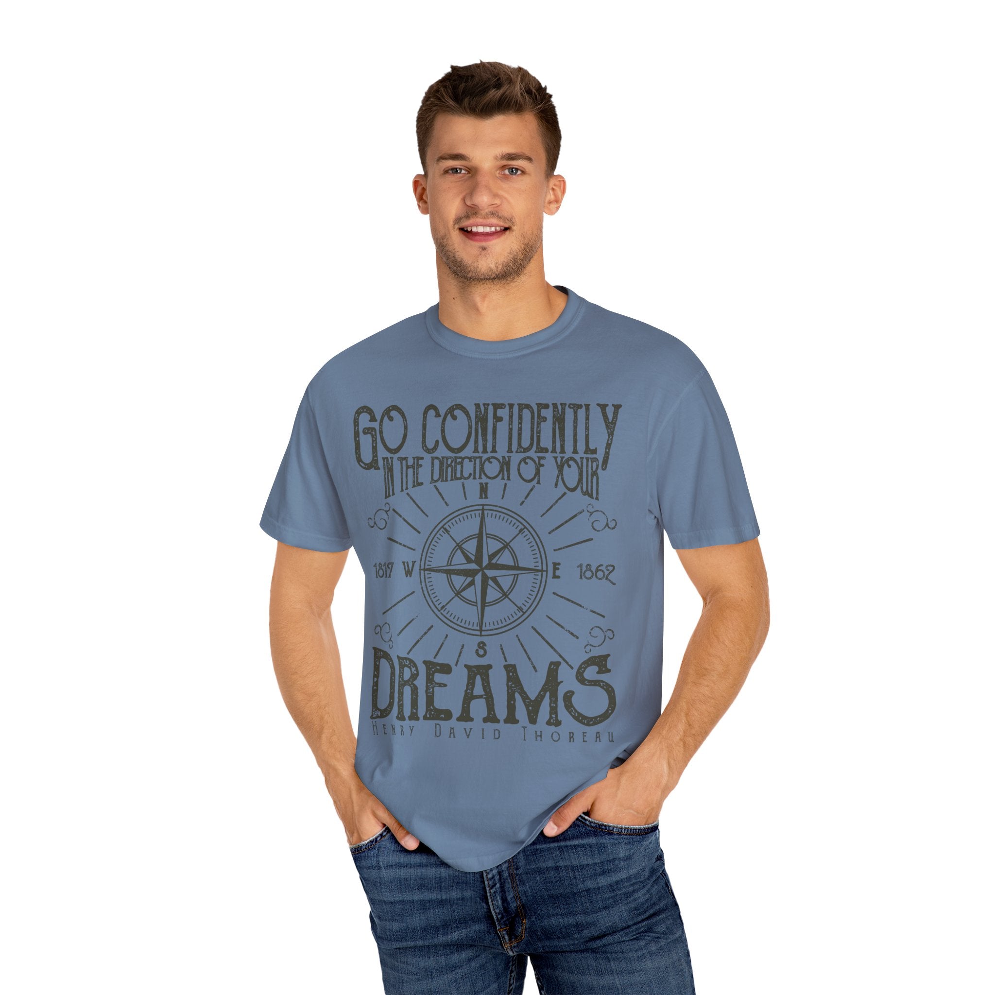 Go Confidently Dreams Henry David Thoreau Design T-Shirt - Sinful Threads