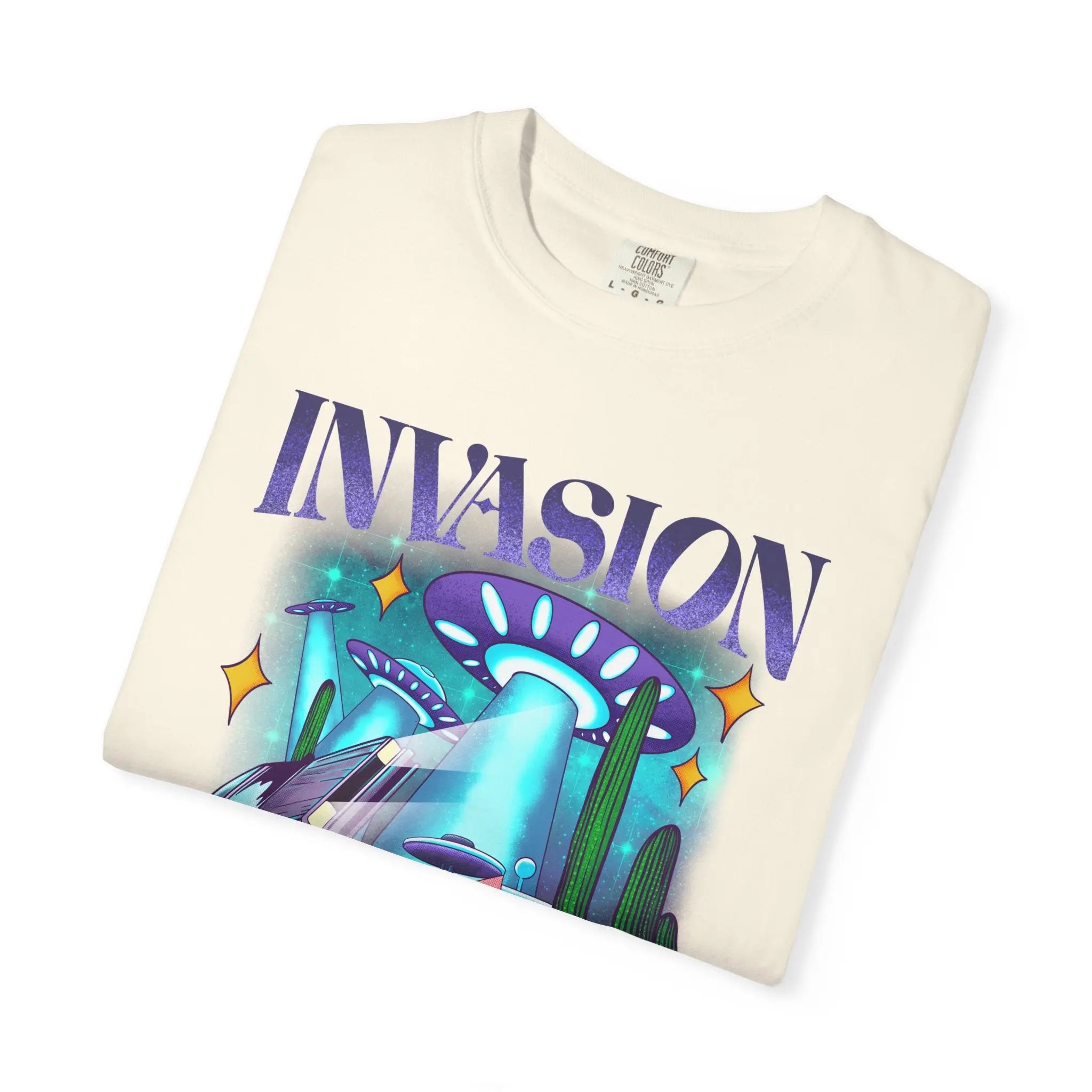 Alien Abduction Shirt – Desert Motel UFO Tee Retro Sci-Fi - Sinful Threads